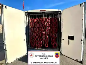 Afyon'da 1 Ton Bozulmuş Sucuk Ele Geçirildi