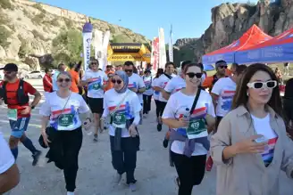 Ultra Maraton'da 850 Sporcu Yarıştı