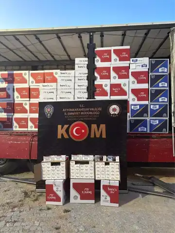 Afyon'da Milyonlarca Makaron Ele Geçirildi
